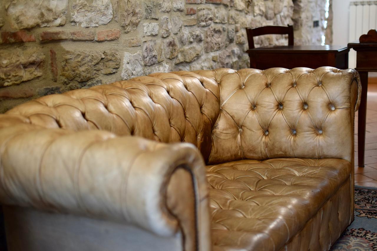 Residenza Le Logge Bed & Breakfast Gubbio Dış mekan fotoğraf